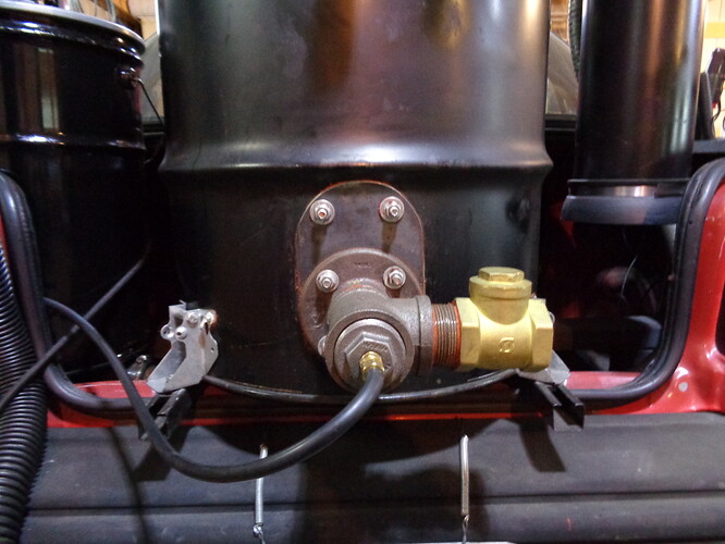 water nozzle and air inlet check valve